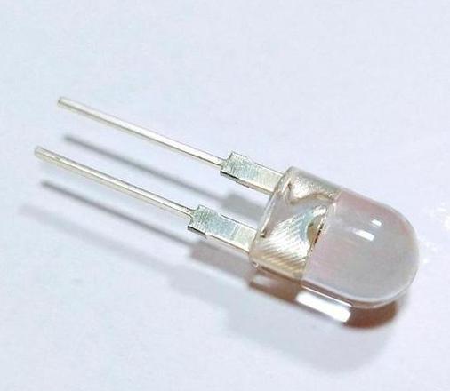 2835vs3014：如何选择合适的LED灯珠？