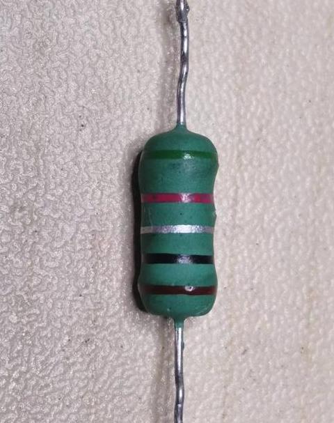 24V转5V电路：计算所需电阻大小详解