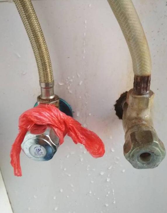 壁挂炉热水管道漏水维修攻略全解析
