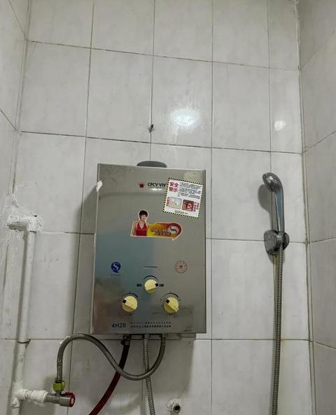 燃气热水器厨房热水浴室无热水原因解析